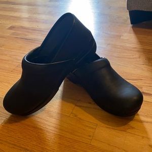 Dansko XP Shoes